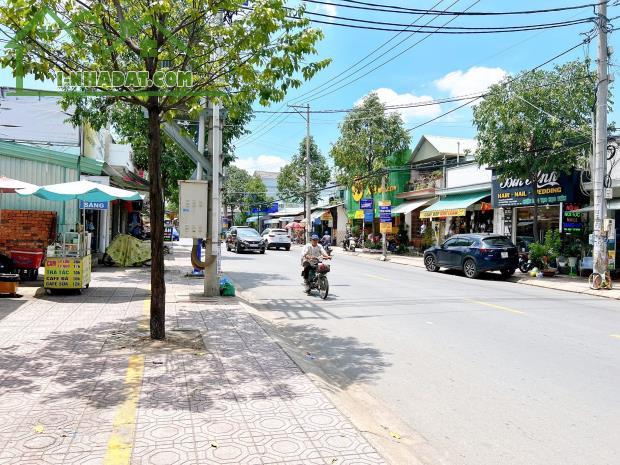 Bán mặt tiền Đỗ Văn Thi Gần Chợ, gần cầu Hiệp Hòa, Biên Hòa, gần 290m2, giá 30 tỷ.