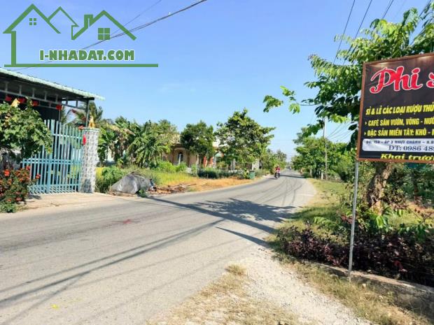 Bán đất lúa đường đá xanh xe tải xã Nhựt Chánh dt 3004m2 giá 4,85 tỷ - 2