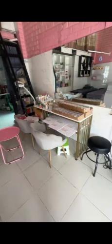 Sang nhanh cho người thiện chí TIỆM TẠI ĐƯỜNG TRẦN THỊ CÁT, BÀ ĐIỂM, HÓC MÔN Giá sang: