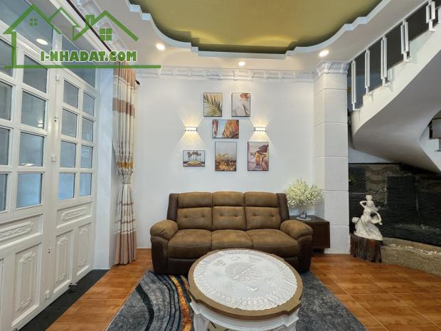 Nhà Thảo Điền – Dt 60m² (4.85m x 12.5m) x 4 tầng – Ở Ngay - 1