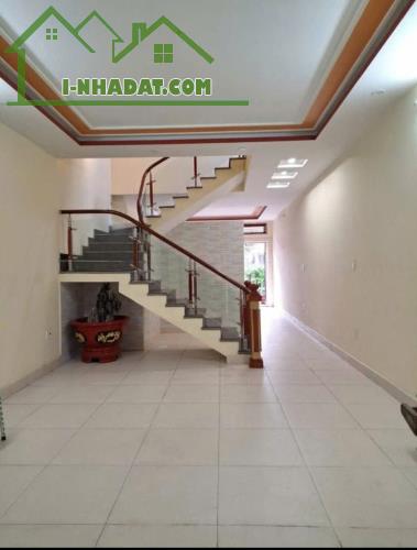 Cho thuê nhà Lê Thánh Tông, Ngô Quyền  ô tô đỗ cửa , ở hay làm văn phòng đều hợp lý - 1