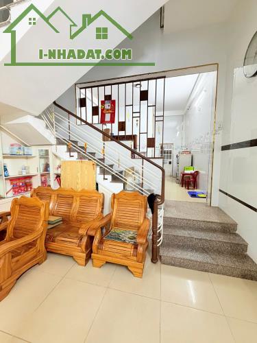 ♥ Đường QH sát Chợ Kỳ Đồng, 62m2, 2 tầng Ô tô đậu cửa, 4.x tỷ
