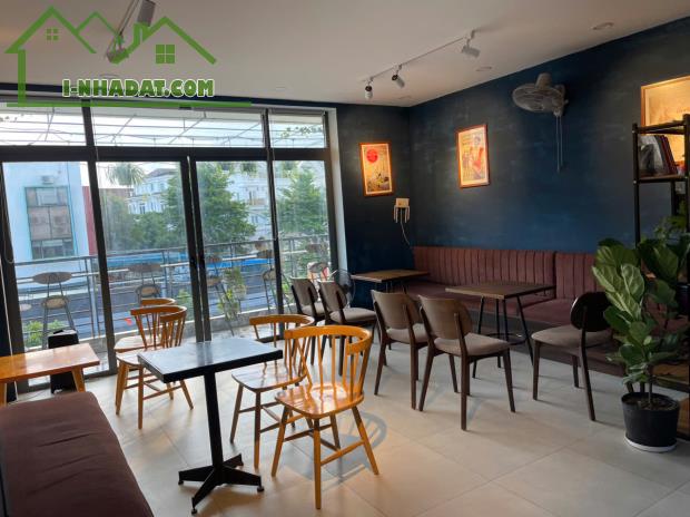 CHỐT NHANH, QUÁN CAFE ĐẸP LẮM, CAFE MÁY LẠNH - VIEW CROFTOP, TRỆT VỈA HÈ 9m, View bao đẹp