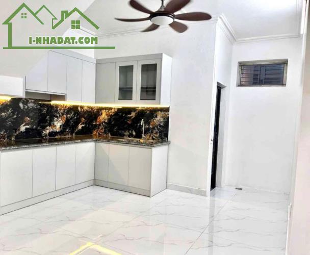 HOT KHÚC HẠO - KHÚC THỪA DỤ 2 - THIÊN LÔI - AEON MALL - 52M2 - NỞ HẬU - 3 TẦNG - NHÔ 3TỶ - 3