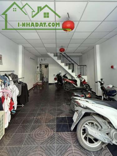 Tân Phú Âu Cơ, Giáp Quận 11 - 65m2, 5 Tầng, Dòng Tiền Ổn Định 30tr/Tháng, Nhỉnh 8 Tỷ