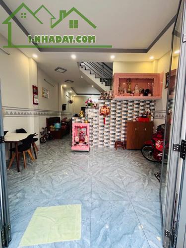 Nhà đẹp không tì vết, Chiến lược, Bình Tân - 2
