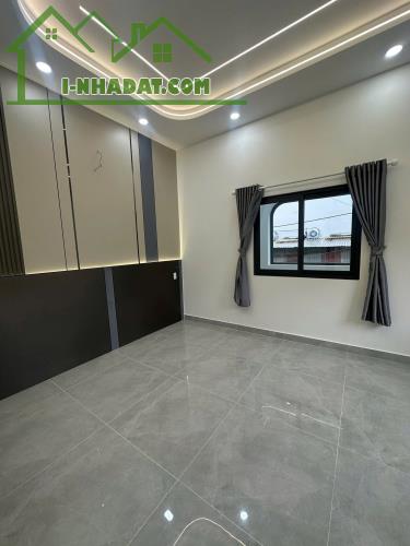 Nhà rộng, hẻm kinh doanh 8m, đối diện C/c Celadon, 6.2 tỷ - 1