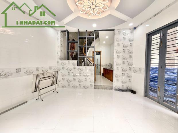 🔥 Ô TÔ VÀO NHÀ – 2 MẶT TIỀN – NGANG 6M – GẦN SÂN BAY – CHỈ 9.X TỶ 🔥 - 2