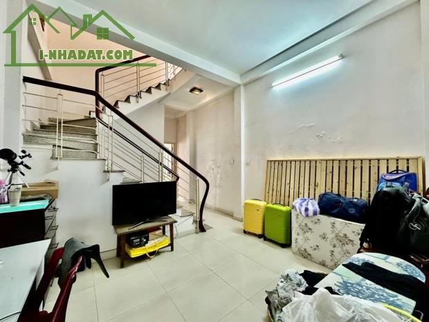 ♪ Kiệt Ô tô 6m thẳng thông Trưng Nữ Vương 117m2, 3 tầng cứng sân trước - sau , 6.x tỷ