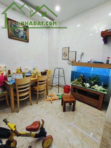 MẶT TIỀN ĐƯỜNG NỘI BỘ BÙI MINH TRỰC Q8 - NGANG 4.5M - 4 TẦNG - TẶNG NỘI THẤT - NHỈNH 9 TỶ - 3
