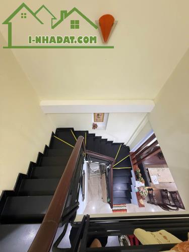 BÁN NHÀ HẺM DƯƠNG BÁ TRẠC P2 Q8 CŨ - 50M RA MẶT TIỀN - HẺM THÔNG TỨ HƯỚN 76m2 GIÁ 8,1tỷ - 4