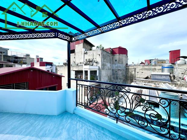 Cực hiếm! Nhà xây mới 32m2x6T thang máy - Lô góc - Full nội thất - 20m ra mặt phố Xã Đàn. - 5