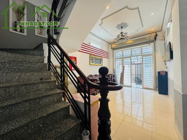 17. Nhà 2 lầu full nội thất – Giá chỉ 7 triệu Võ Trường Toản - 2