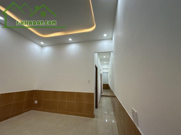 Nhà Hà Huy Tập, Thanh Khê 70 m2 đất vuông chỉ 3 đ - 2