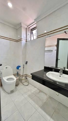 Bán nhà mặt đường Trần Nguyên Hãn – Vị trí trung tâm, kinh doanh sầm uất. - 4