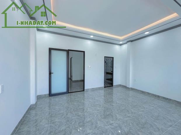 Nhà lầu 700 triệu sở hữu ngay chợ Tân Mai 2 Biên Hòa - 3