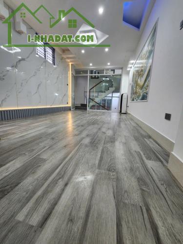 🏘️ BÁN NHÀ ĐẸP 4 TẦNG - CẦU CÁP GIẢM GIÁ CHỈ CÒN 5.7x Tỷ - 3