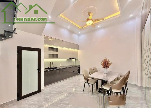 Bán nhà 3,5 tầng xây mới độc lập mặt đường Nguyễn Văn Linh - 2