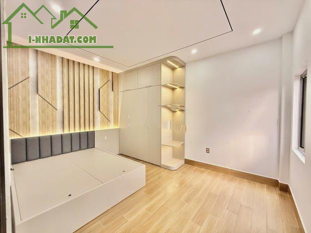 Bán nhà 3,5 tầng xây mới độc lập mặt đường Nguyễn Văn Linh - 4