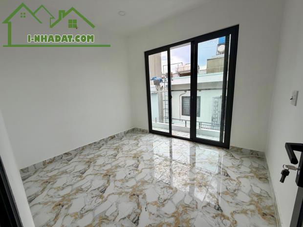 Bán Nhà 3 lầu 4PN an sinh đỉnh hẻm xe hơi ngay sát trường học Hoàng Văn Thụ, Bình Tân - 3