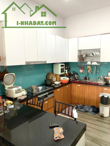 💥PHƯỚC LONG A -💰Chỉ 7.5tỷ - 95m2 NHÀ 2 Lầu 🚘HXH - đường số 58 - nhà đẹp vào ở ngay. - 3