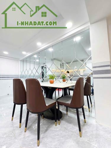 GẦN 26 THÁNG 3 GIÁP TÂN PHÚ - NHÀ ĐẸP 3 TẦNG 51M2 (4x12.5) - HẺM XE TẢI THÔNG. CHỈ 5 TỶ XX - 2