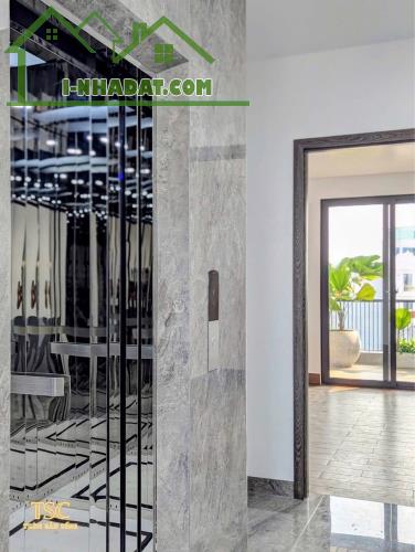 Siêu phẩm TĐC Hồ Sen - Tam Kỳ, mặt phố Khúc Hạo, nhà mới có thang máy. - 3