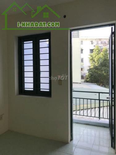 Phòng lầu 2 Chung Cư K26 tại 15A Dương Quảng Hàm, P7, Gò Vấp - 1