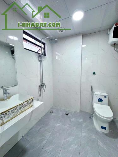🏠Hiếm, Hơn 5 tỷ nhà mới 5 tầng, ngõ rộng, Ô tô đỗ cổng vị trí đẹp, gần cầu qua nội thành - 3