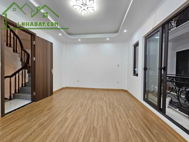 🏠Hiếm, Hơn 5 tỷ nhà mới 5 tầng, ngõ rộng, Ô tô đỗ cổng vị trí đẹp, gần cầu qua nội thành - 4