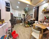 Bán Nhà Ngõ 230 Lạc Trung, 31/34m2 x 5 tầng, 3 bước ra oto - ngõ rộng, nhà đẹp - Sổ vuông