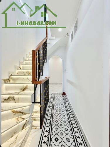✨ KHOẢNG SÁNG NHẸ NHÀNG TRÊN ĐƯỜNG ĐOÀN VĂN BƠ - 3