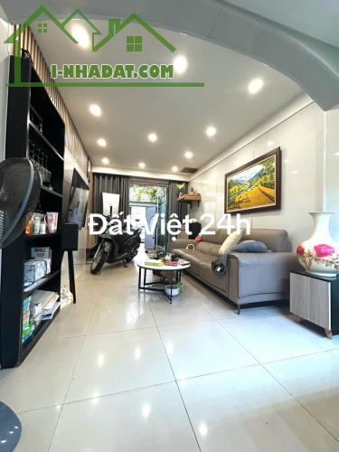 🔥 CHO THUÊ NHÀ ĐẸP 2 TẦNG SÂN CỔNG RIÊNG MẶT NGÕ PHỐ CẤM OTO ĐỀ CỬA 24/24 - 2