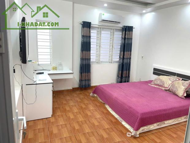 🔥CHO THUÊ NHÀ NGUYÊN CĂN 3 TẦNG 193 VĂN CAO CÓ CHỖ ĐỂ OTO 24/24 - 2