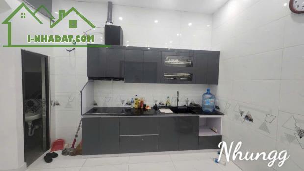 Cho thuê nhà có đồ , ô tô để cửa ngày đêm tại Bạch Mai , Đồng Thái , An Dương - 2