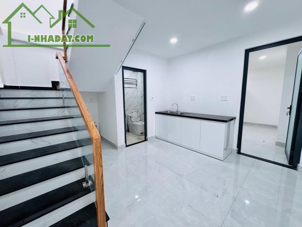 Nhà Bình Thạnh ngay Bùi Đình Túy, diện tích (5.1x14), trước sân nhà rộng rãi, chỉ 7 tỷ - 1
