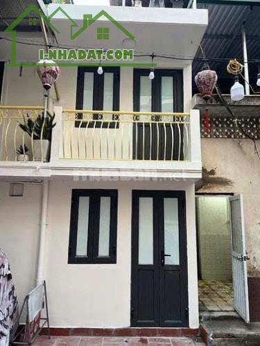 Cần cho thuê căn hộ 2 tầng ngõ Trạm - Hoàn Kiếm - Hà Nội