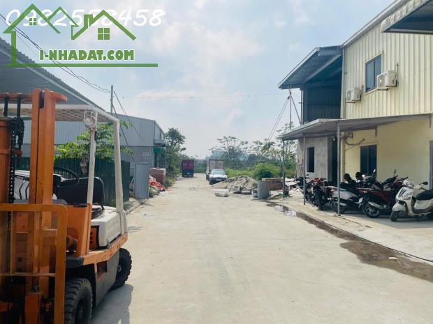 Chính chủ bán đất lô đất đấu giá Đồng Vân Quang Châu khu vực Đồng Nhỏ dt 104m mt 6,5m - 1