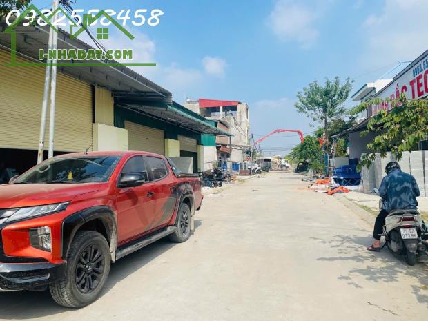 Chính chủ bán đất lô đất đấu giá Đồng Vân Quang Châu khu vực Đồng Nhỏ dt 104m mt 6,5m - 2