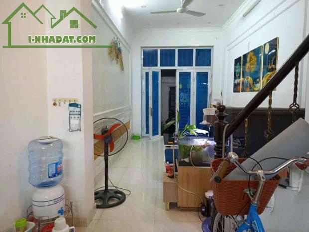 cần bán nhà thổ cư 5 phút ra hồ đền lừ - 1