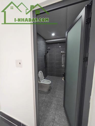 Bán Villa sân vườn kế chợ Long Thượng dt 198m2 , 1 lầu , 3pn,3wc giá 4,6 tỷ - 3