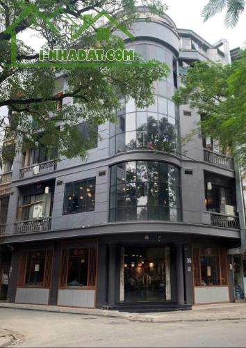 Cho thuê nhà căn góc, 93m2_ 4T; Nguyễn Đình Thi, Hoàng Hoa Thám -28 tr - 2