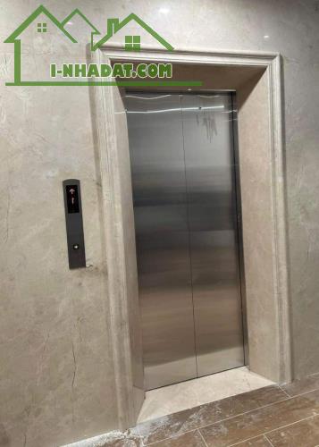 Cho thuê nhà căn góc, 93m2_ 4T; Nguyễn Đình Thi, Hoàng Hoa Thám -28 tr