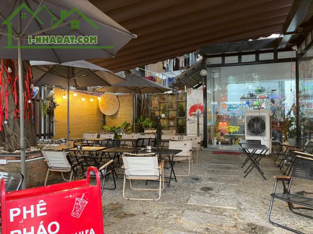 CHỐT NHANH QUÁN CAFE ĐẸP LẮM ! QUÁN  CAFFE VITAFE - MÁY LẠNH , Góc 2 MT MB Thuê chỉ : 12 - 3