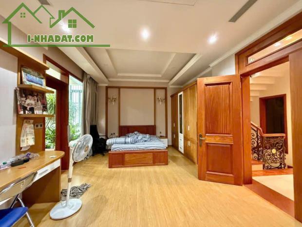 Biệt thự ngay cung đường ga T3 TSN ngang 7.5m 5 lầu có hầm T.máy 150m2 đường 6 làn 55 tỷ. - 4