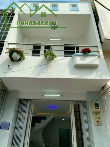 Bán nhà 1 trệt 1 lầu hẻm xe máy đường Lê Hồng Phong Vũng Tàu.