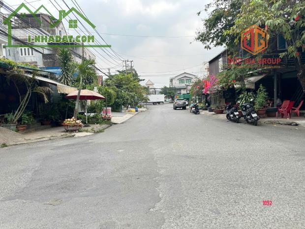 Bán đất góc 2 mặt tiền 1 sẹc đường Bùi Văn Hòa, An Bình; sổ hồng 214m2 ngang 7.2m giá 9 tỷ - 2