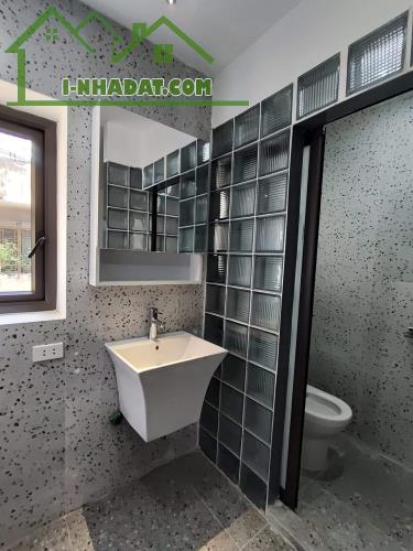 Mình cho thuê nhà, Nguyễn Đình Thi, Hoàng Hoa Thám; 163m2* 1T -33 tr