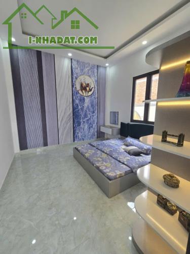 Bán villa sân vườn hồ bơi Long Thượng, Cần Giuộc dt550m2 , 3pn,2wc giá 5,6 tỷ - 4