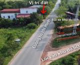Đất dân cắt bán 180m mặt 6m trục chính đường hcm đối diện là khu camping đồi chè